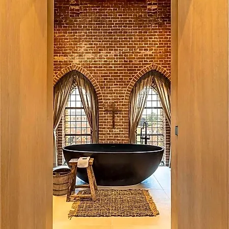 The Clock Tower 5* Weesp