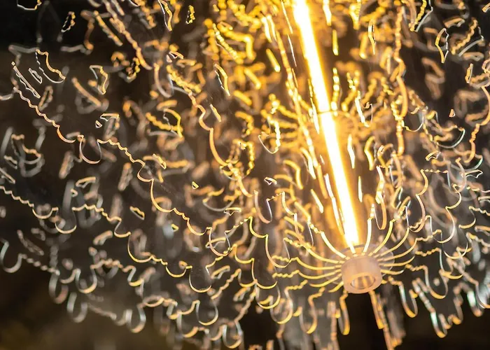 The Clock Tower 5* ווייספ