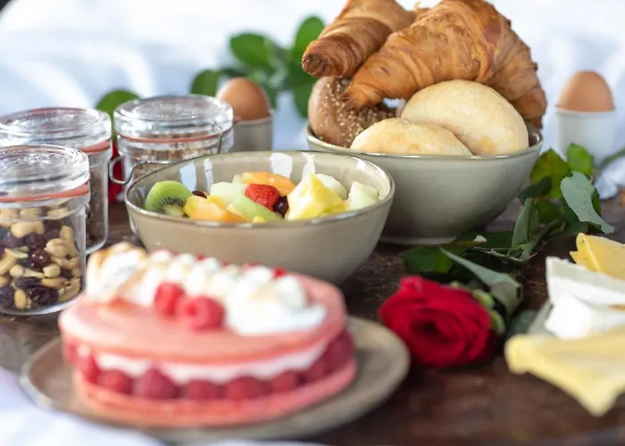 The Clock Tower מלון ווייספ