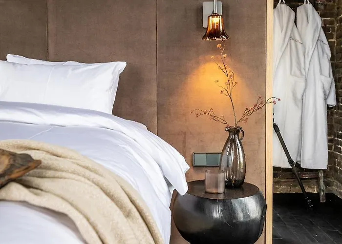 מלון The Clock Tower