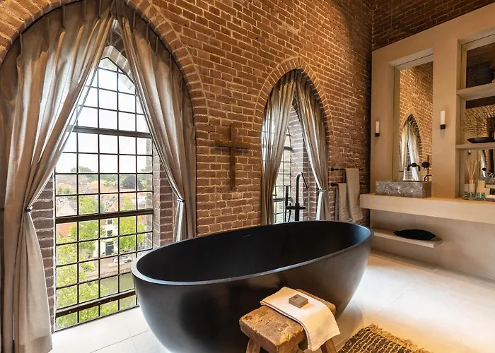 The Clock Tower Отель 5*